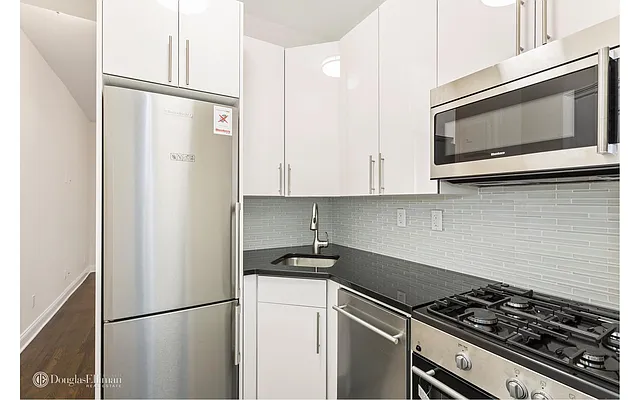 Rented by Douglas Elliman | media 10