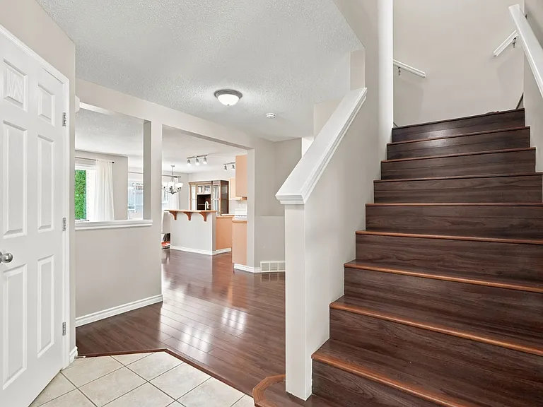 88 Rockyledge Cres NW #88 — Photo 16