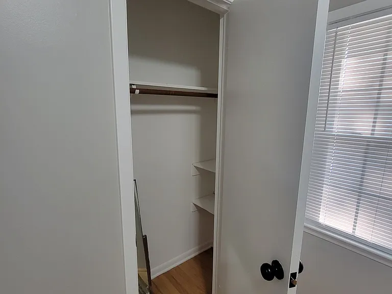 10706 N McGee St — Photo 19