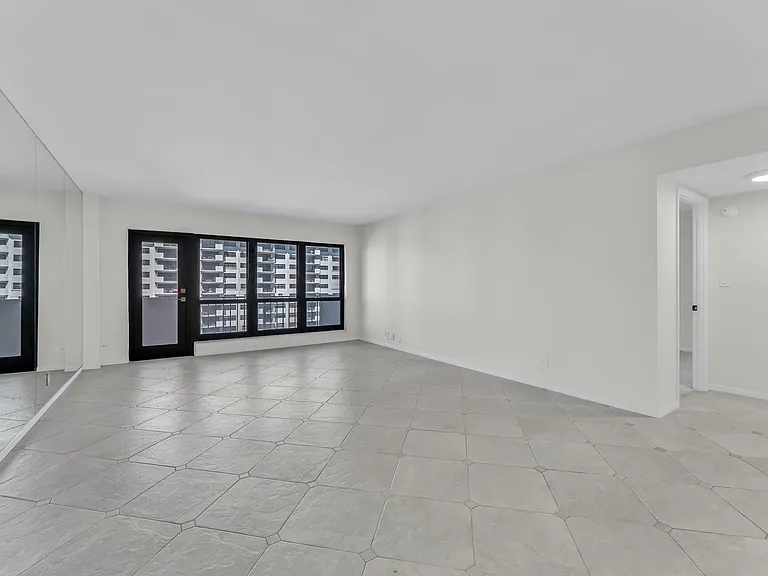 5000 N Ocean Blvd #908 — Photo 7