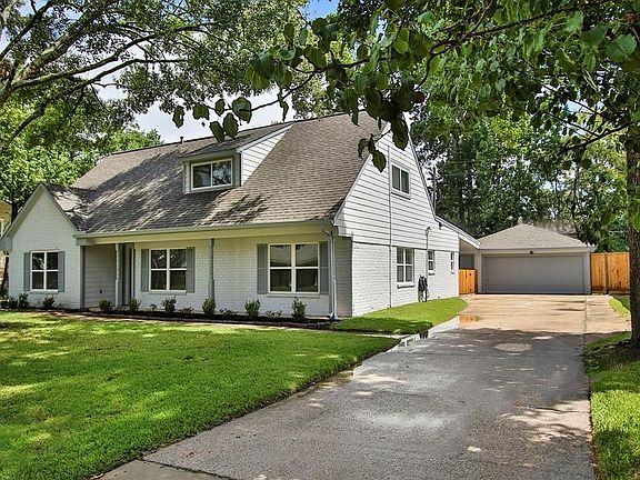 3rd image of 519 Rosewood Dr