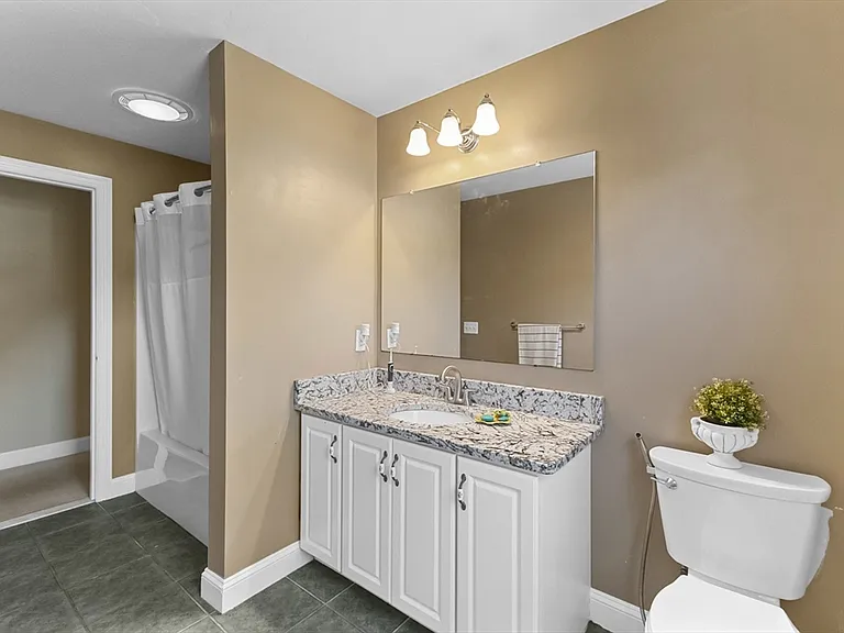 284 S Quinsigamond Ave #284 — Photo 26