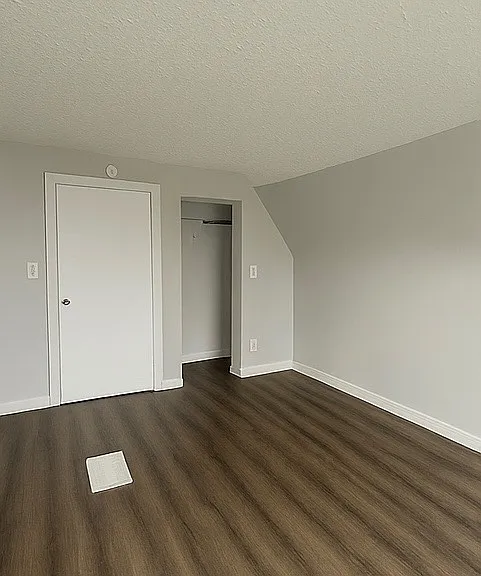 Unit Photo