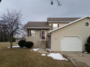 963 Eastman La, Fond Du Lac, WI