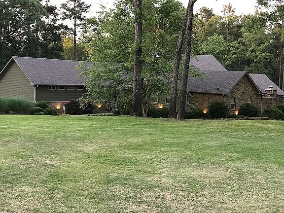2nd image of 8902 River Ridge Dr