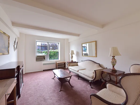 500 Grand Street image 1 of 6