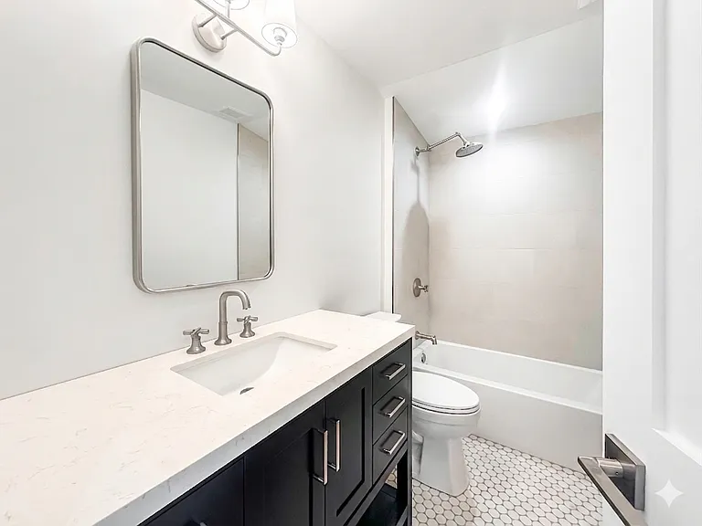 616 Main St — Photo 7