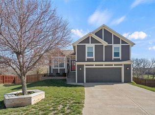 855 N Mulberry St, Gardner, KS 66030