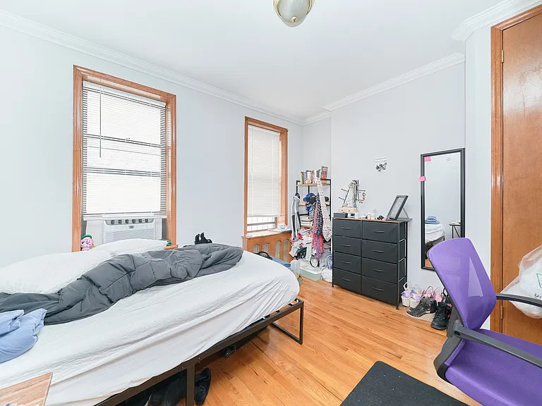 790 9th Ave #5R — Photo 6