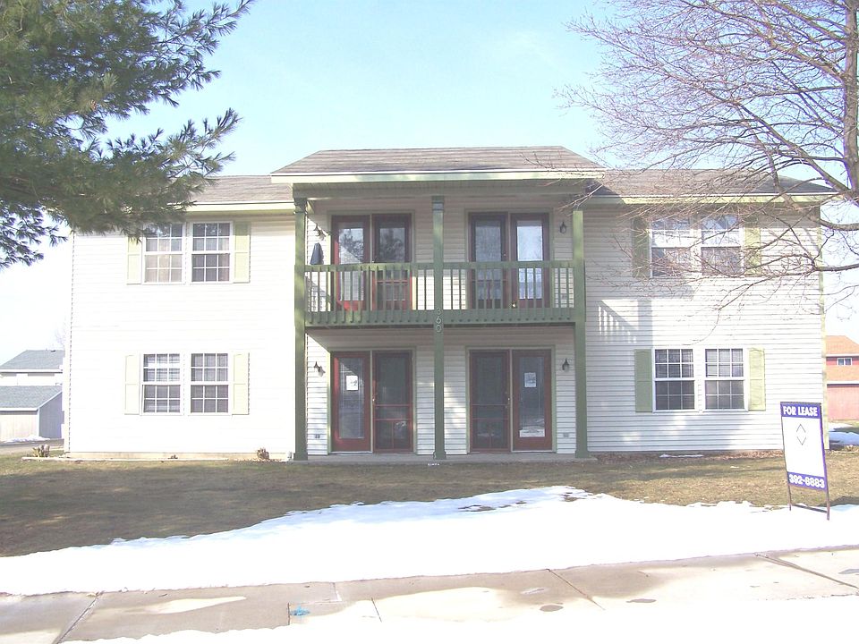 1st image of 360 Oxford Ct APT 2