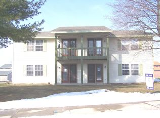 360 Oxford Ct APT 2, Holland, MI 49423