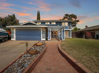 8952 Red Leaf Way, Sacramento, CA 95826