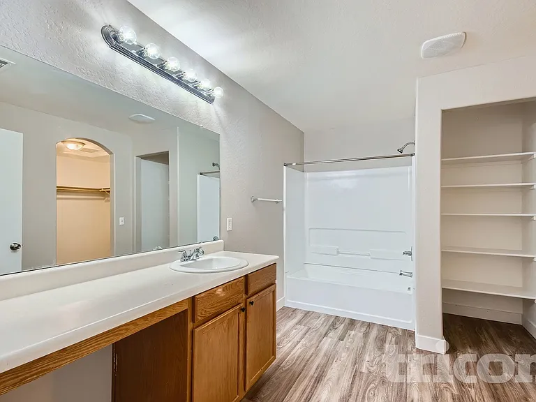 13301 E Primrose Ln — Photo 14