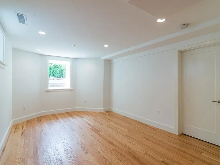 17 Standish St #1 — Photo 12