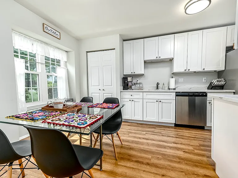 12262 Dapple Gray Ct — Photo 7