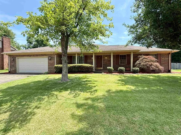 5466 W Sherwood Dr, Newburgh, IN 47630