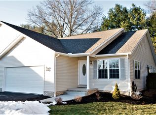 126 Aspen Dr, Dover, OH