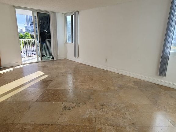 4th image of 800 N Miami Ave APT E-603
