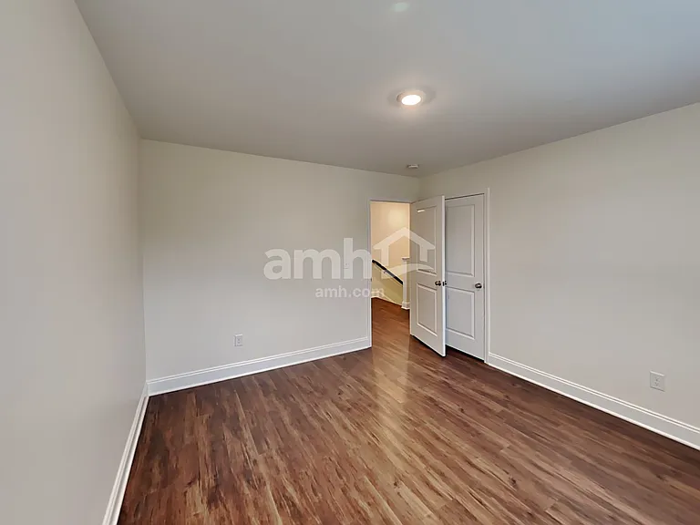 5208 Valor Dr — Photo 16