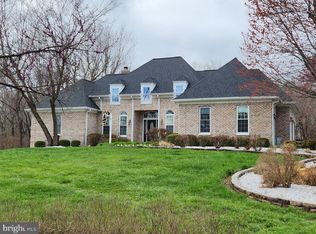 604 Eastland Dr, Charles Town, WV 25414