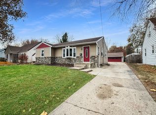 2412 48th Pl, Des Moines, IA 50310