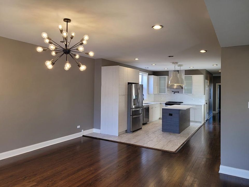 1st image of 3060 E Cheltenham Pl APT 2