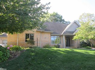 2515 Quail Ridge Dr, Burlington, IA 52601