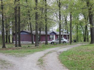 207 Stormy Ln, Pineville, MO 64856