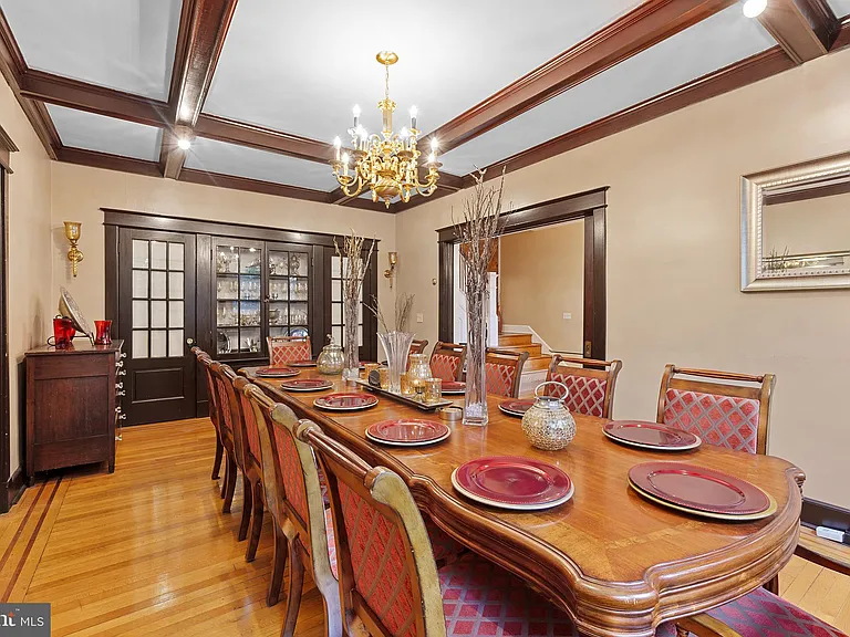 1501 Crittenden St NW — Photo 9