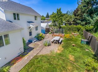 395 Stevens Ln, Eugene, OR 97404