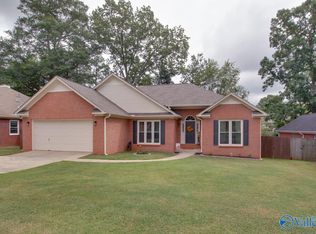 221 Jarrett Ln, Madison, AL 35758