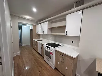 Rented by Space Link Realty