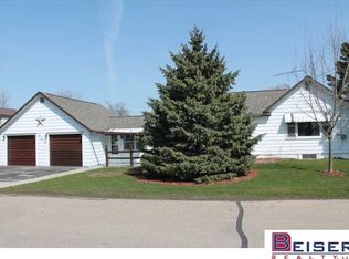 302 Riverview Dr, Winneconne, WI 54986