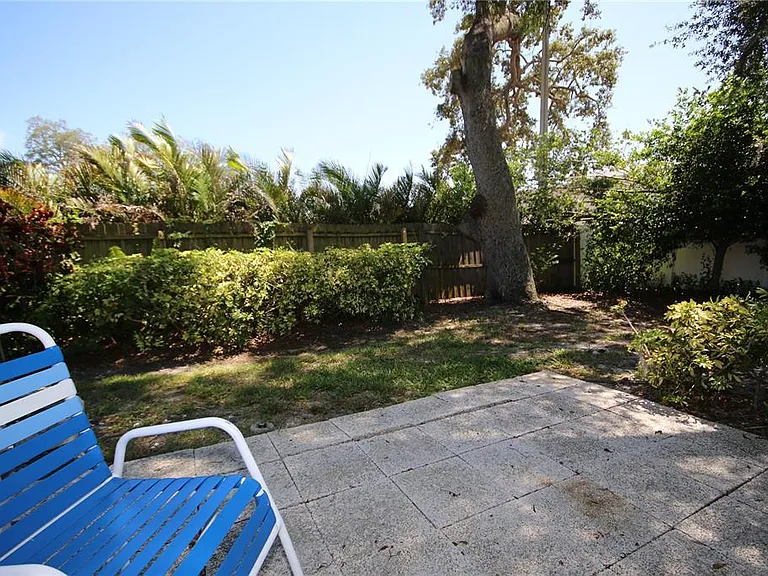 1535 Nursery Rd #403 — Photo 3