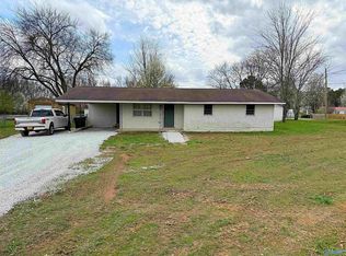 1778 Bobo Section Rd, Hazel Green, AL 35750