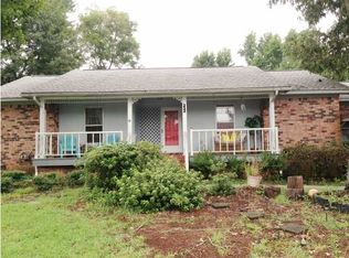 332 Salem Dr, Ladson, SC 29456