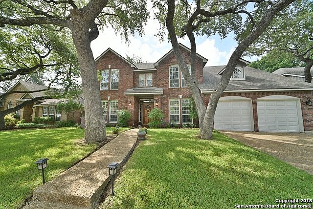 1st image of 11 Grogans Mill Dr
