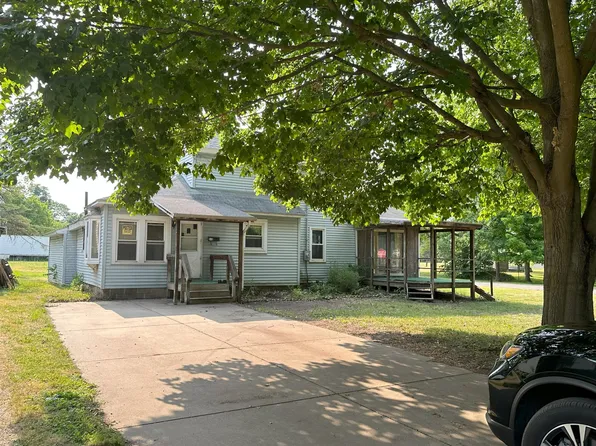 313 N Pearl St, Vicksburg, MI 49097