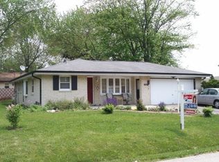 4360 S Honey Creek Dr, Greenfield, WI 53220