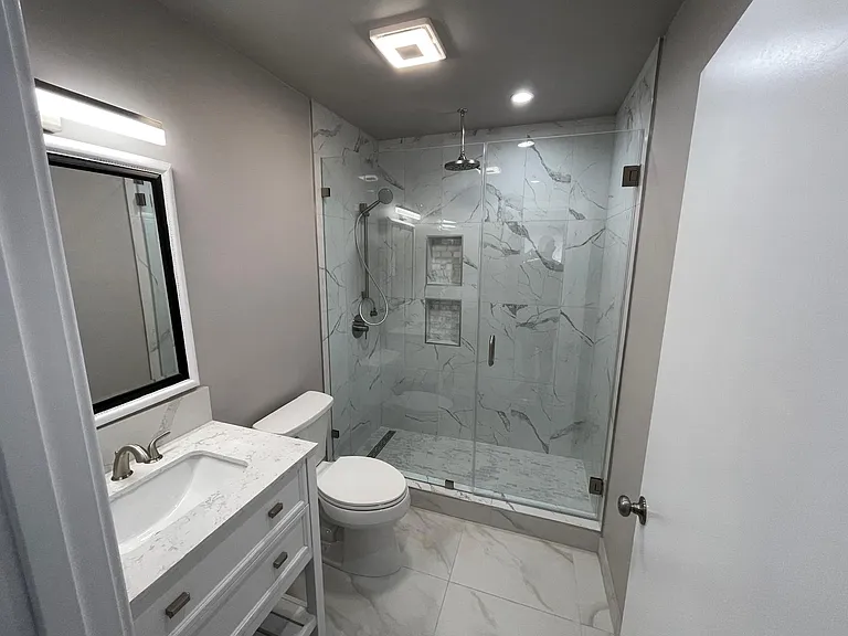 6049 Peppertree Ln — Photo 3
