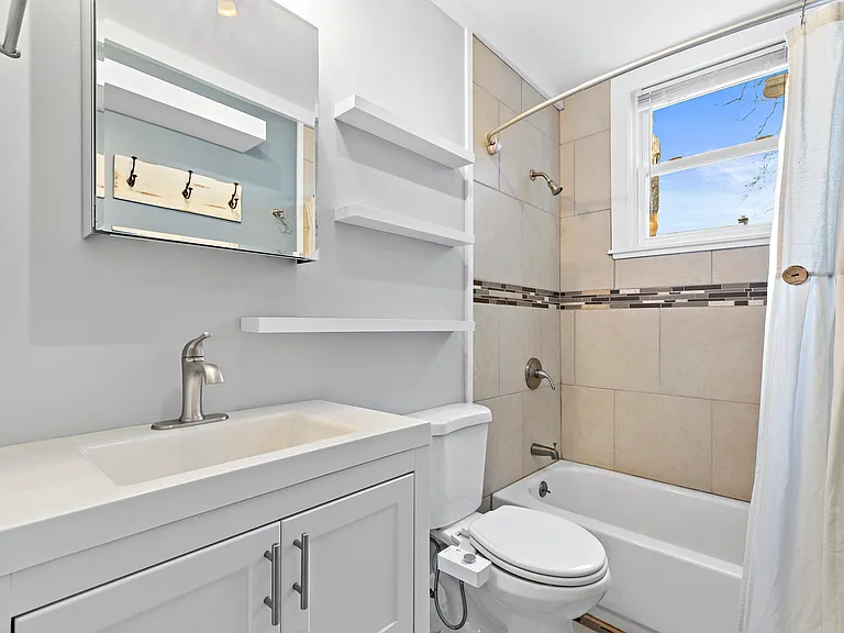 6008 Tyler Pl — Photo 9