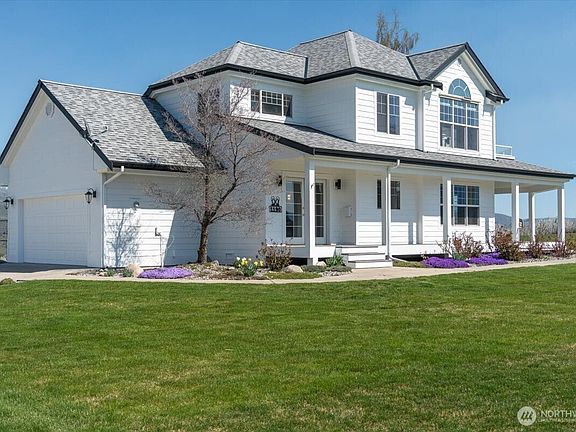 4th image of 1190 Summit Boulevard