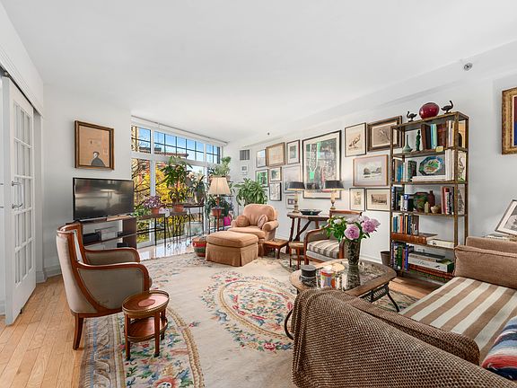 3rd image of 272 W 107th St APT 5A