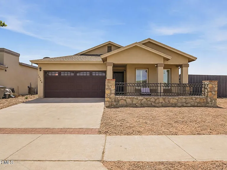 12748 Tre Maximiliano Ave — Photo 1