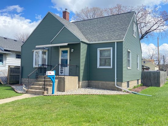 7623 Monroe Ave, Hammond, IN 46324