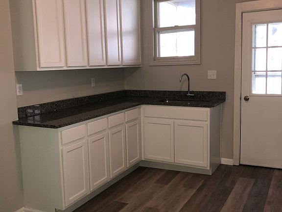 New White Kitchen Cabinents, Granite Countertops,Undermount