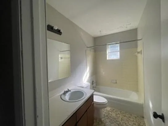 240 Neptune Ct — Photo 10