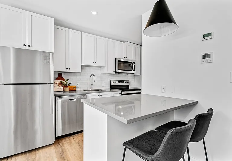 153 Sanford Ave #C — Photo 3