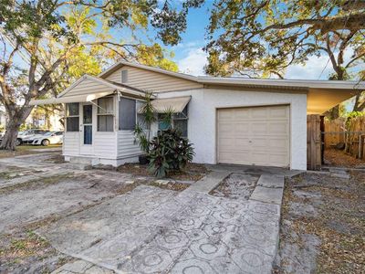 612 5th Avenue Dr E, Bradenton, FL, 34208
