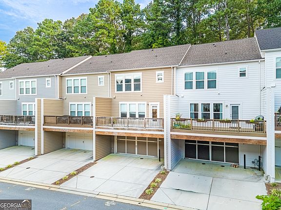 4th image of 2166 Rock Creek Park